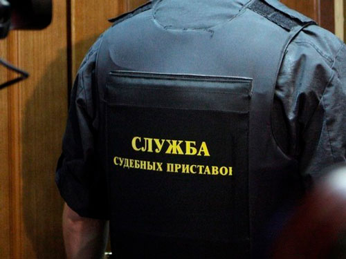 В Адлере расстреляли двух судебных приставов В Адлере расстреляли двух судебных приставов